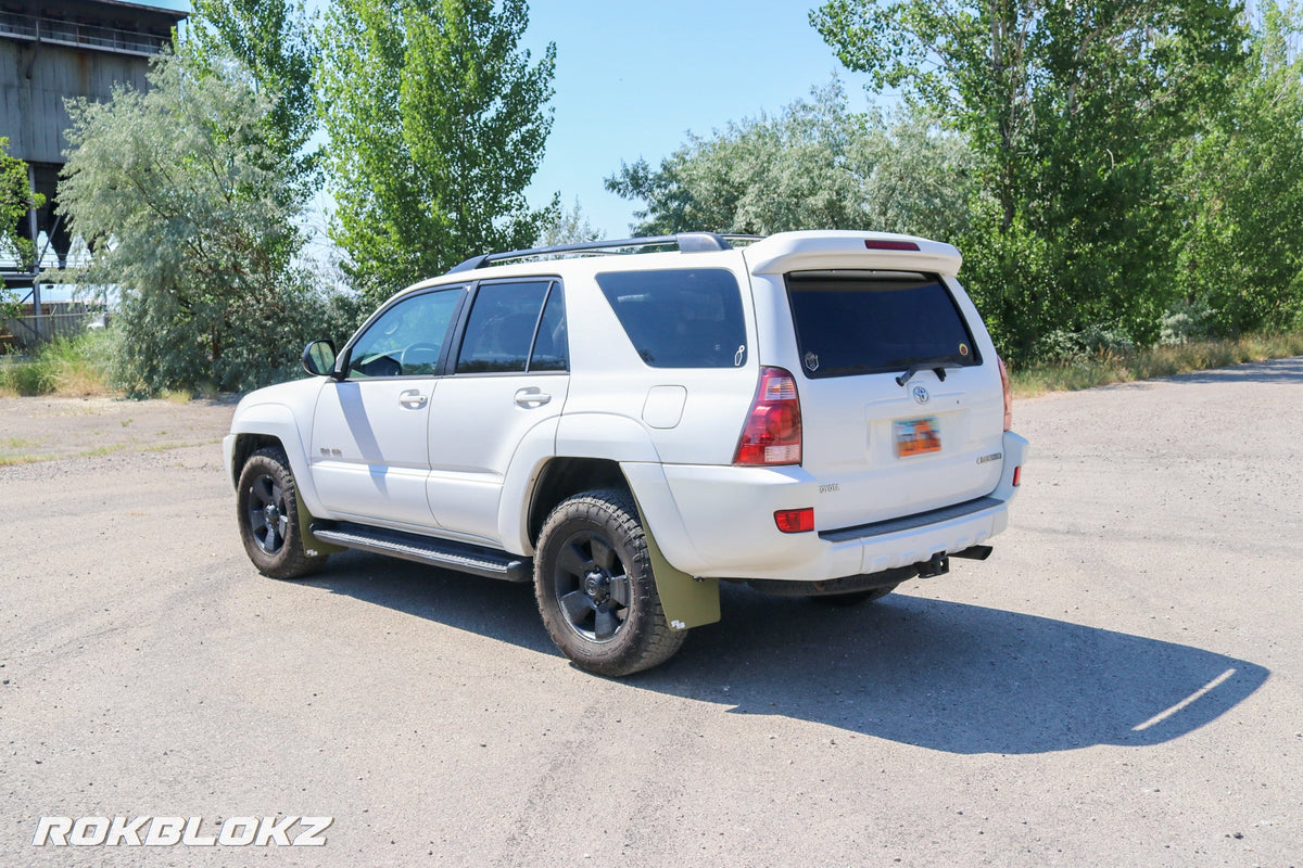 2005 4Runner SR5 Featuring Rokblokz Mud Flaps in Olive W/ White Logo