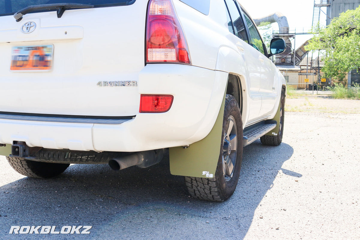 2005 4Runner SR5 Featuring Rokblokz Mud Flaps in Olive W/ White Logo