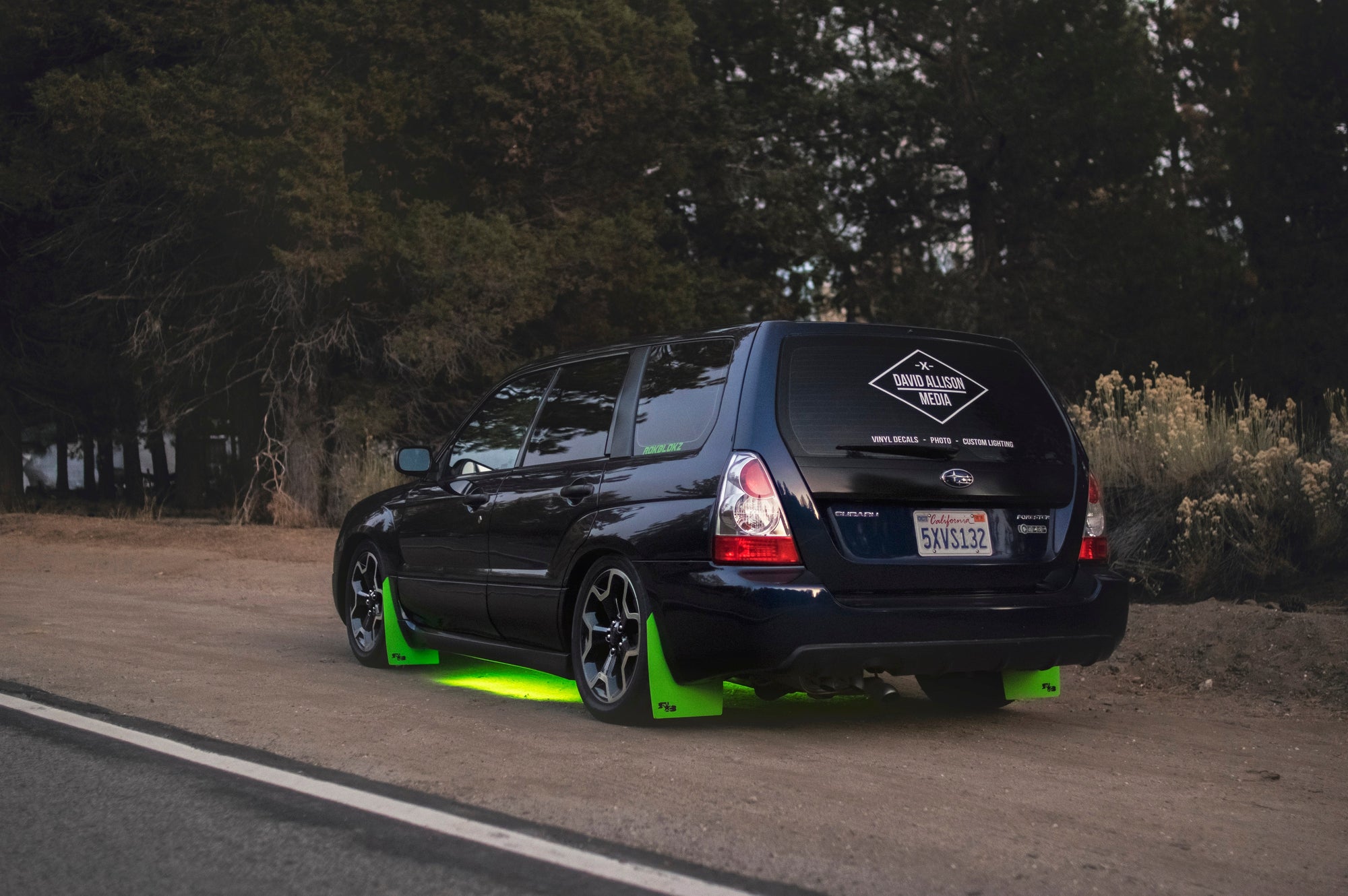 Original length Rokblokz flaps in Green/Black on Lowered 03 Subaru Forester