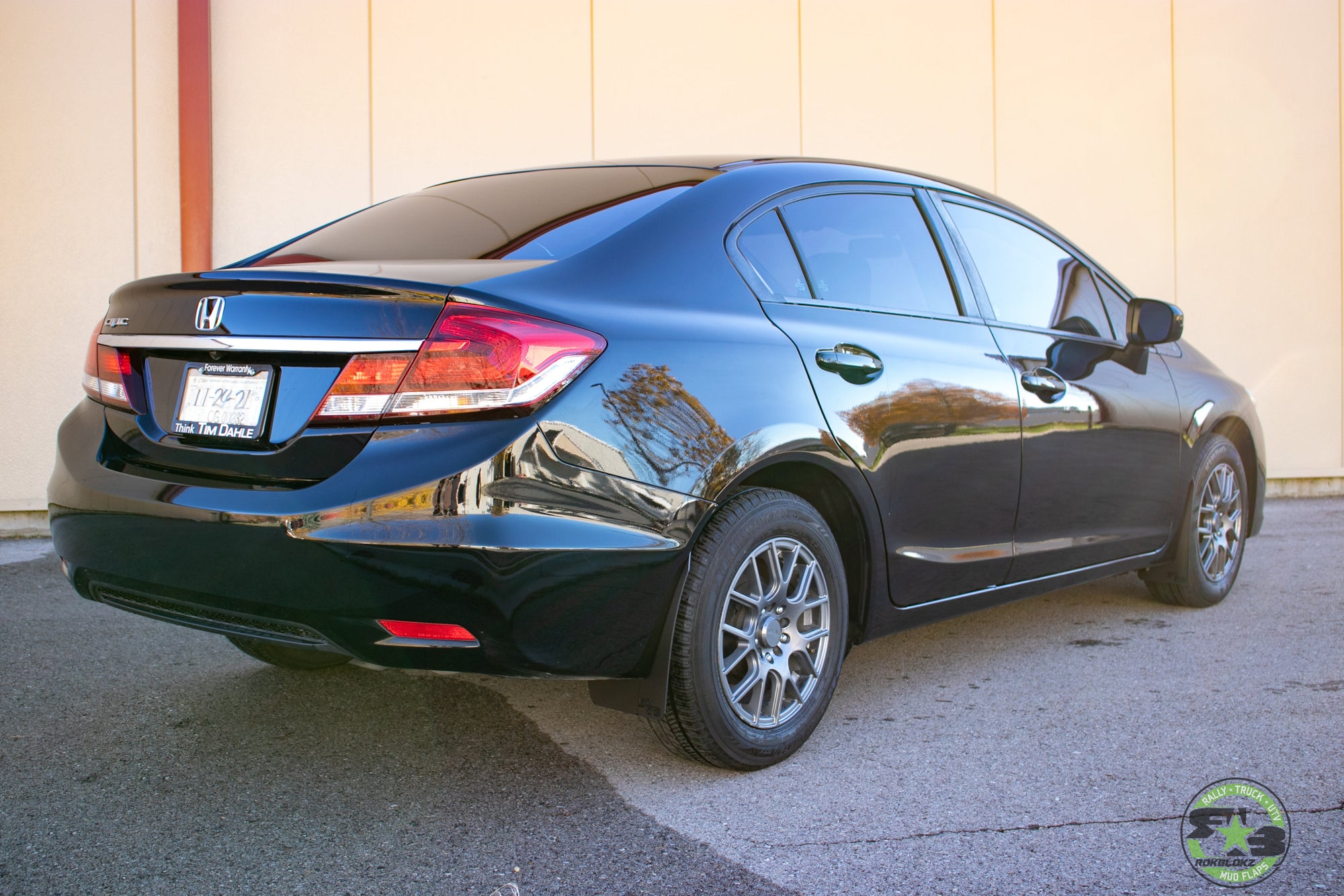 2015 Honda Civic featuring Rokblokz Mud flaps in Black w/ Black logo