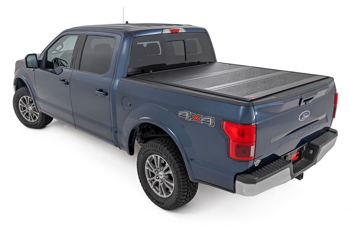 Hard Low Profile Bed Cover | 5&#39;7&quot; Bed | Ford F-150 (15-20)/Raptor (17-20) 