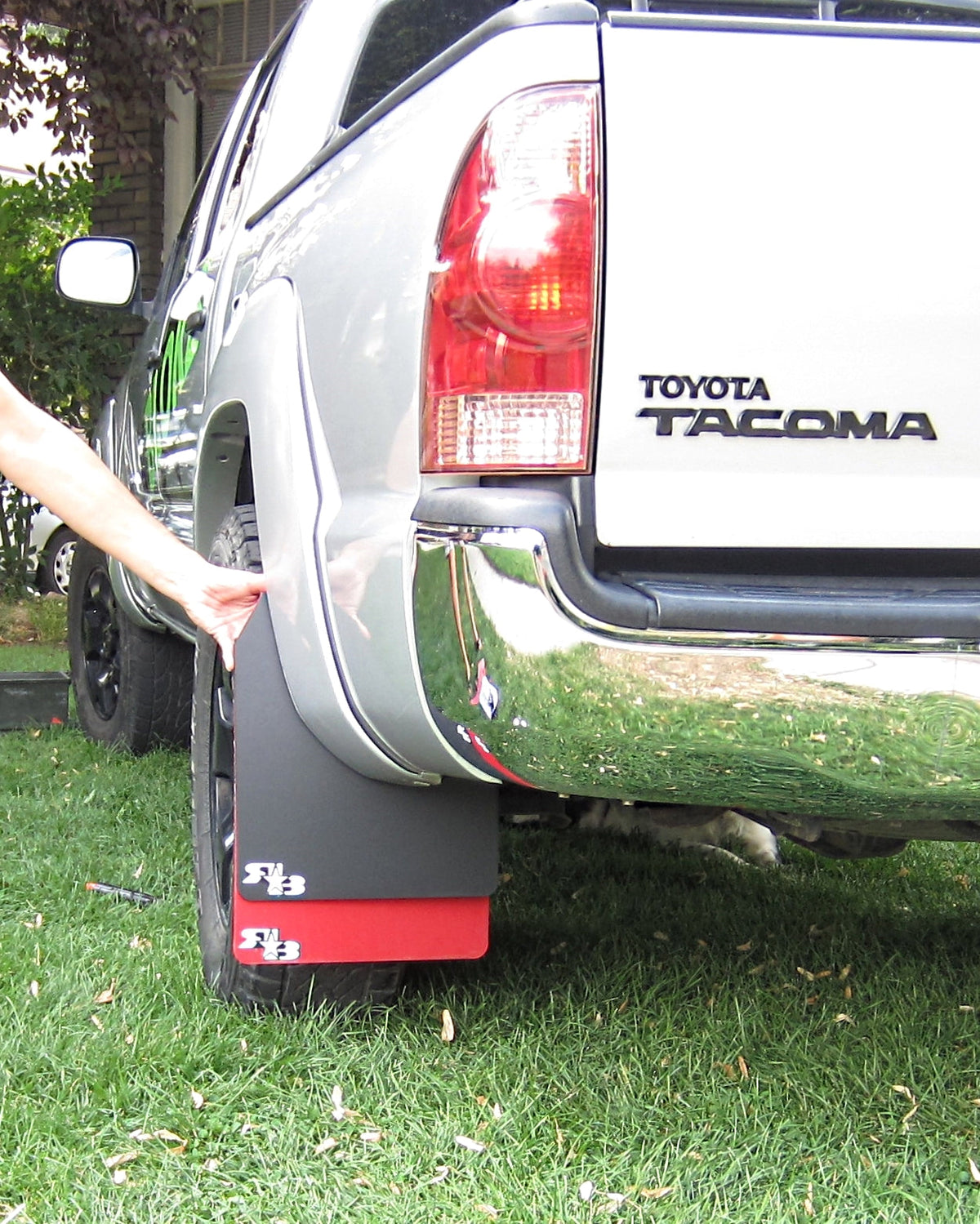 RokBlokz - Toyota Tacoma (2nd Gen) 2005-2015 Mud Flaps for Over-Sized Tires