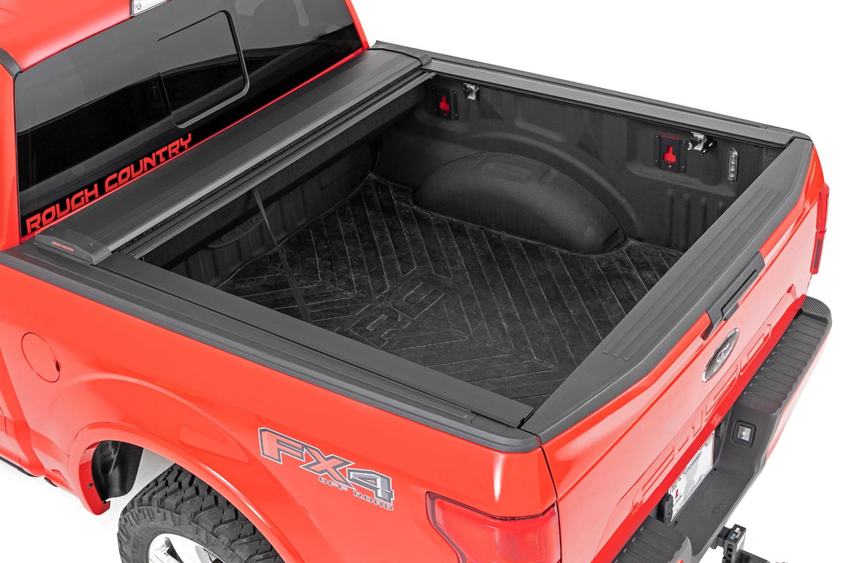 Retractable Bed Cover | 5&#39;7&quot; Bed | Ford F-150 (15-20)/Raptor (17-20) 