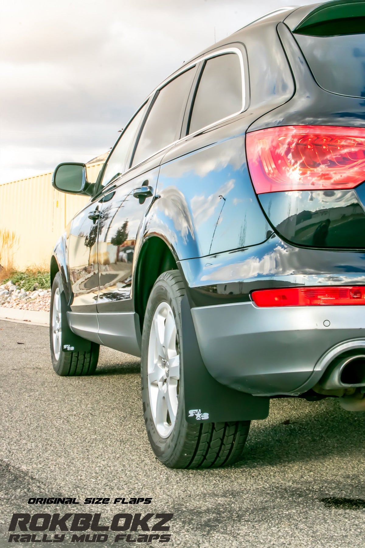 2013 Audi Q7 Ft Rokblokz Rally Mud Flaps in Black - Driver side