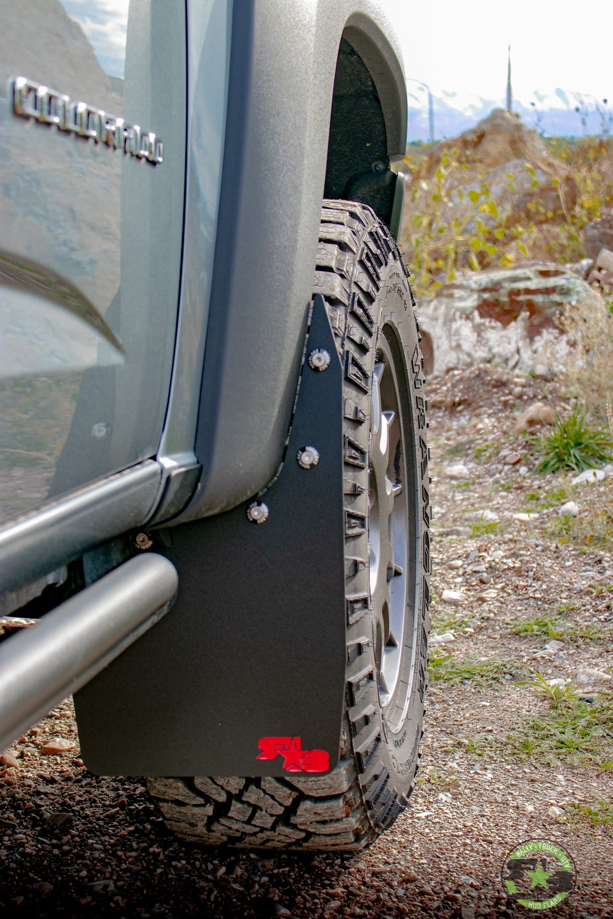 2019 ZR2 Bison featuring Rokblokz Mud Flaps