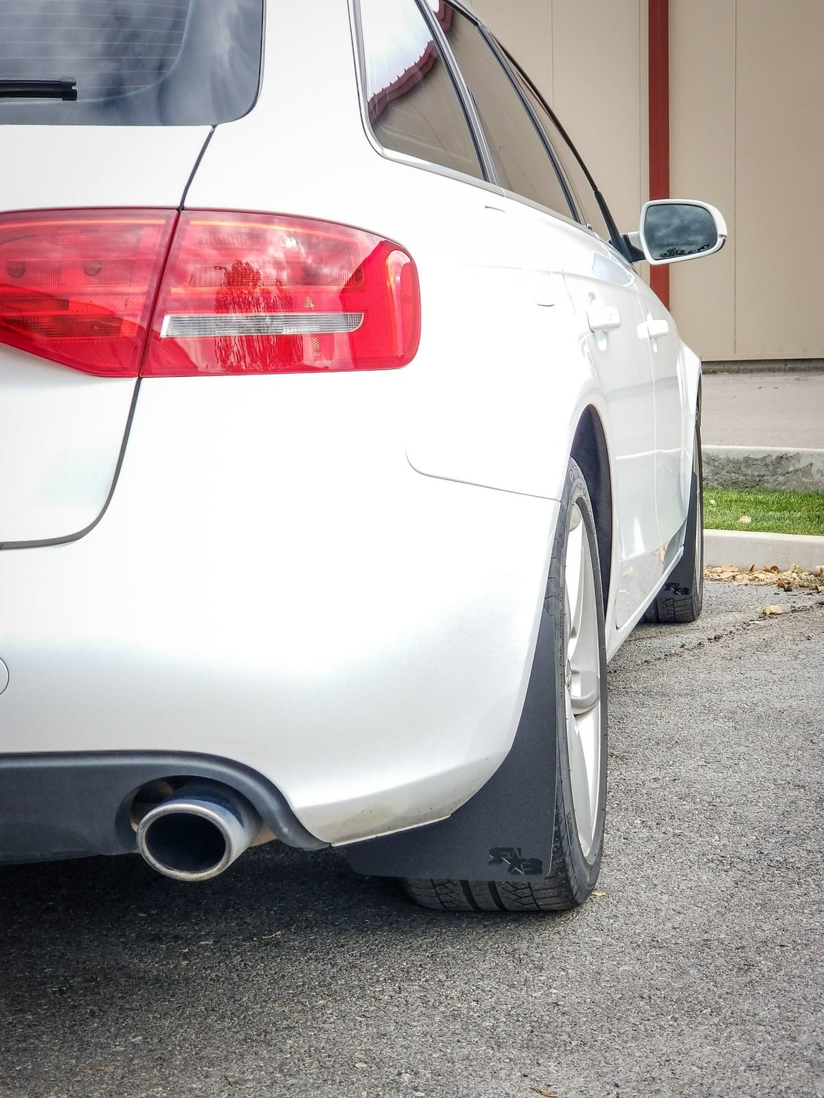 08-11 Audi A4 Wagon FT Rokblokz Rally Mud Flaps in Original