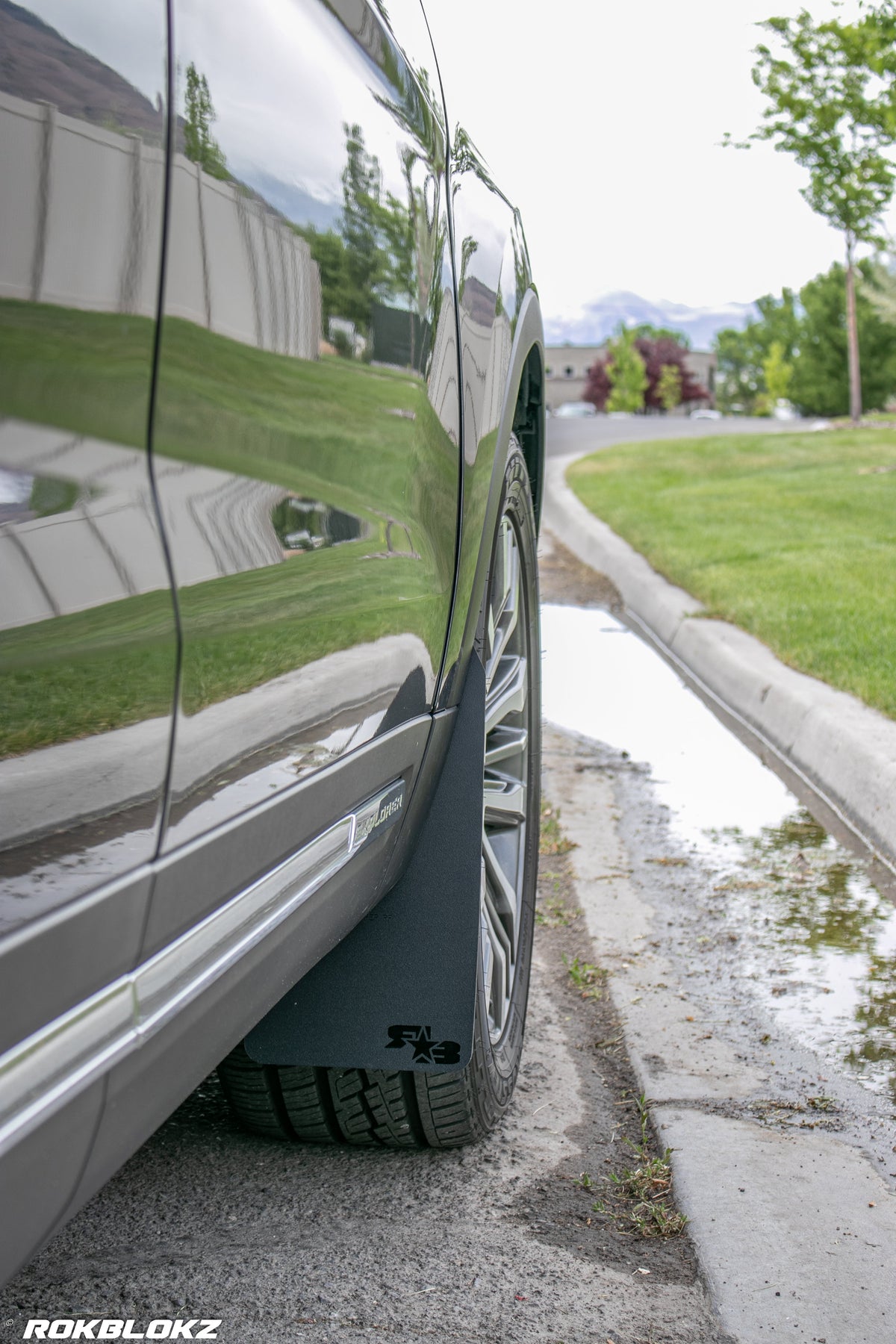 2019 Ford Explorer FT. Rokblokz Mud Flaps in Original Size