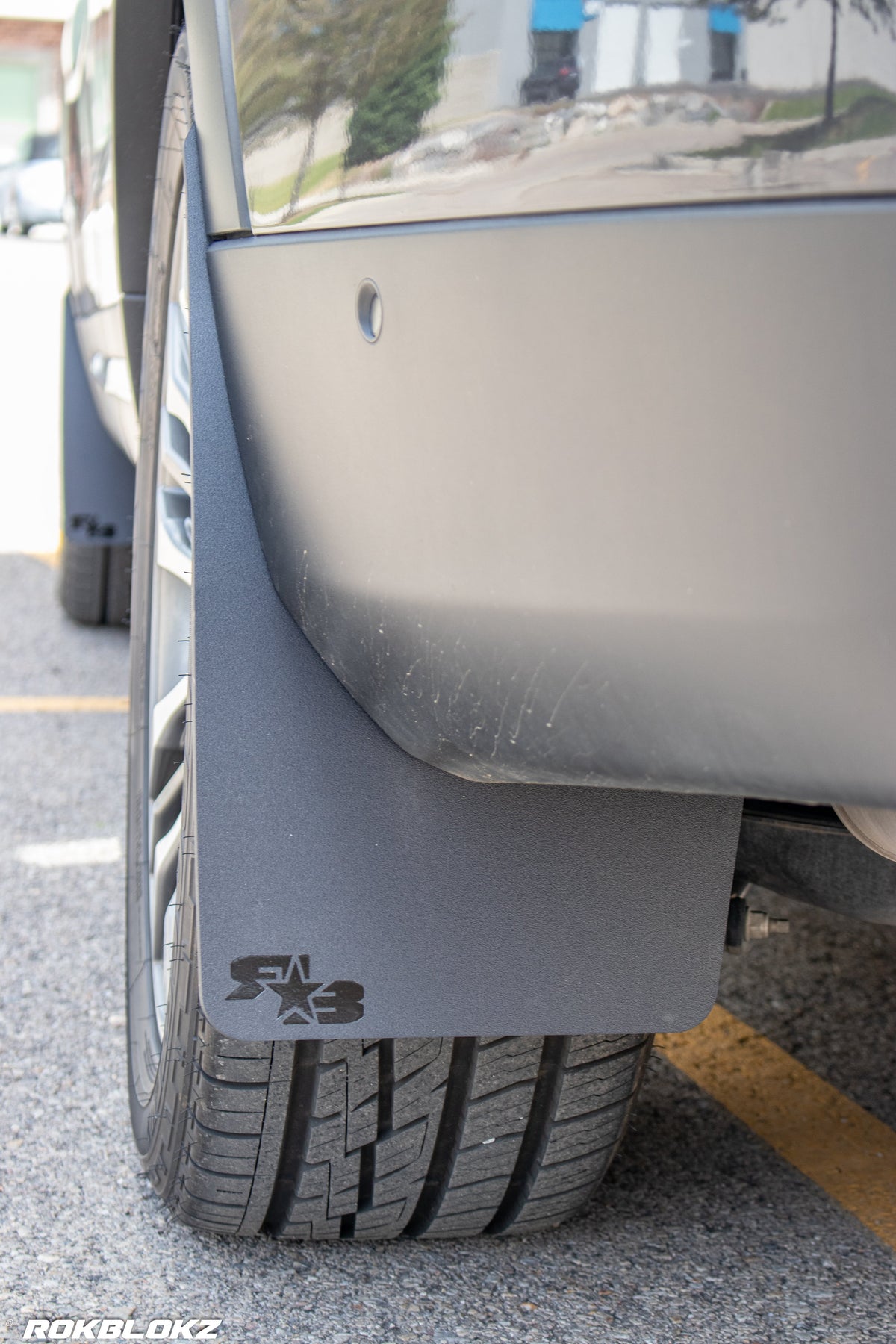 2019 Ford Explorer FT. Rokblokz Mud Flaps in Original Size