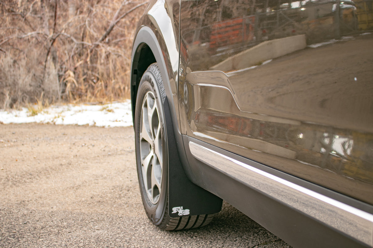 2020 Kia Telluride ft Rokblokz Rally Mud Flaps in Black w/ White Logos