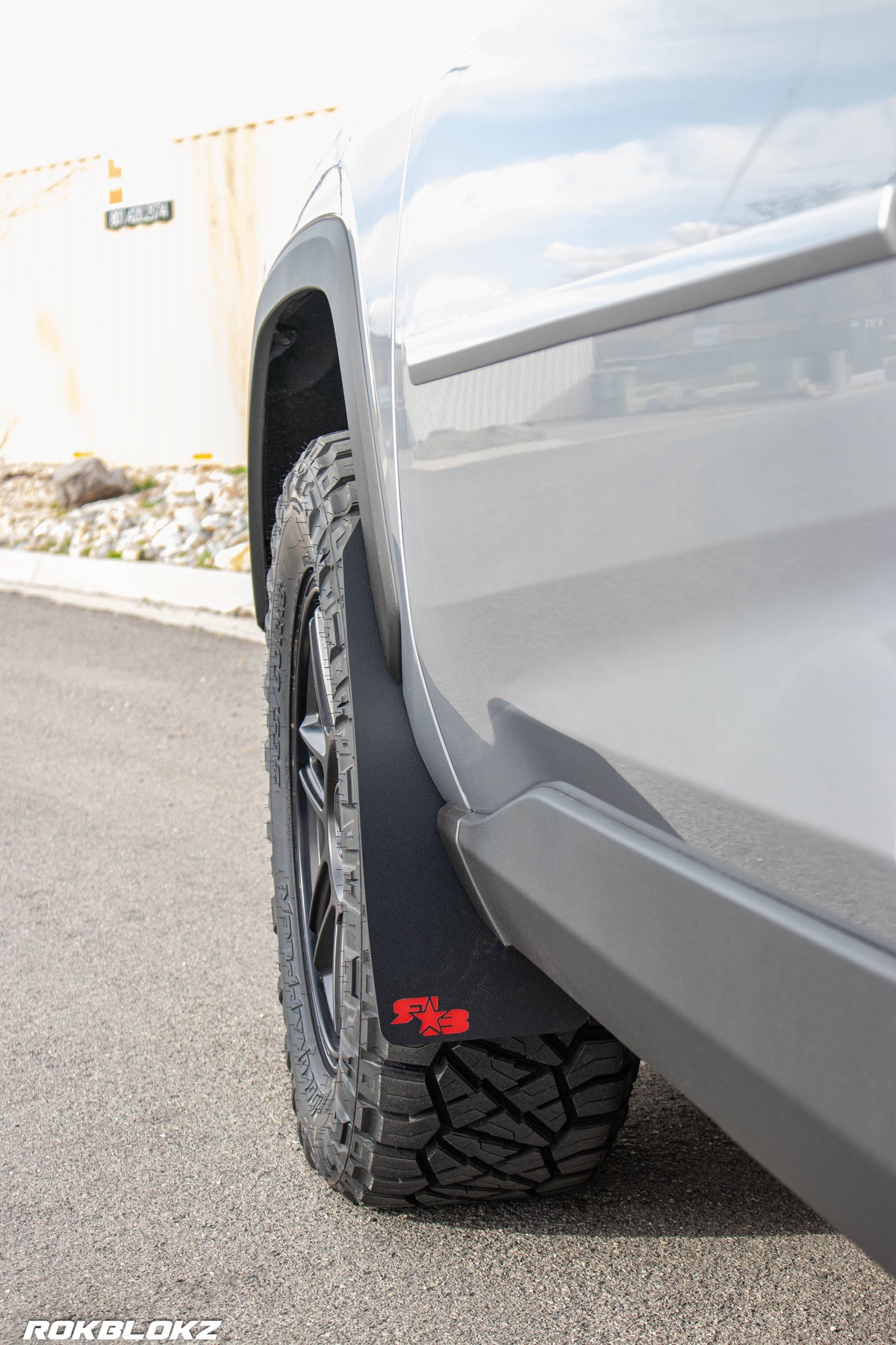 RokBlokz - Toyota RAV4 (5th Gen) LE, XLE, LIMITED, Hybrid 2019+ Mud Flaps