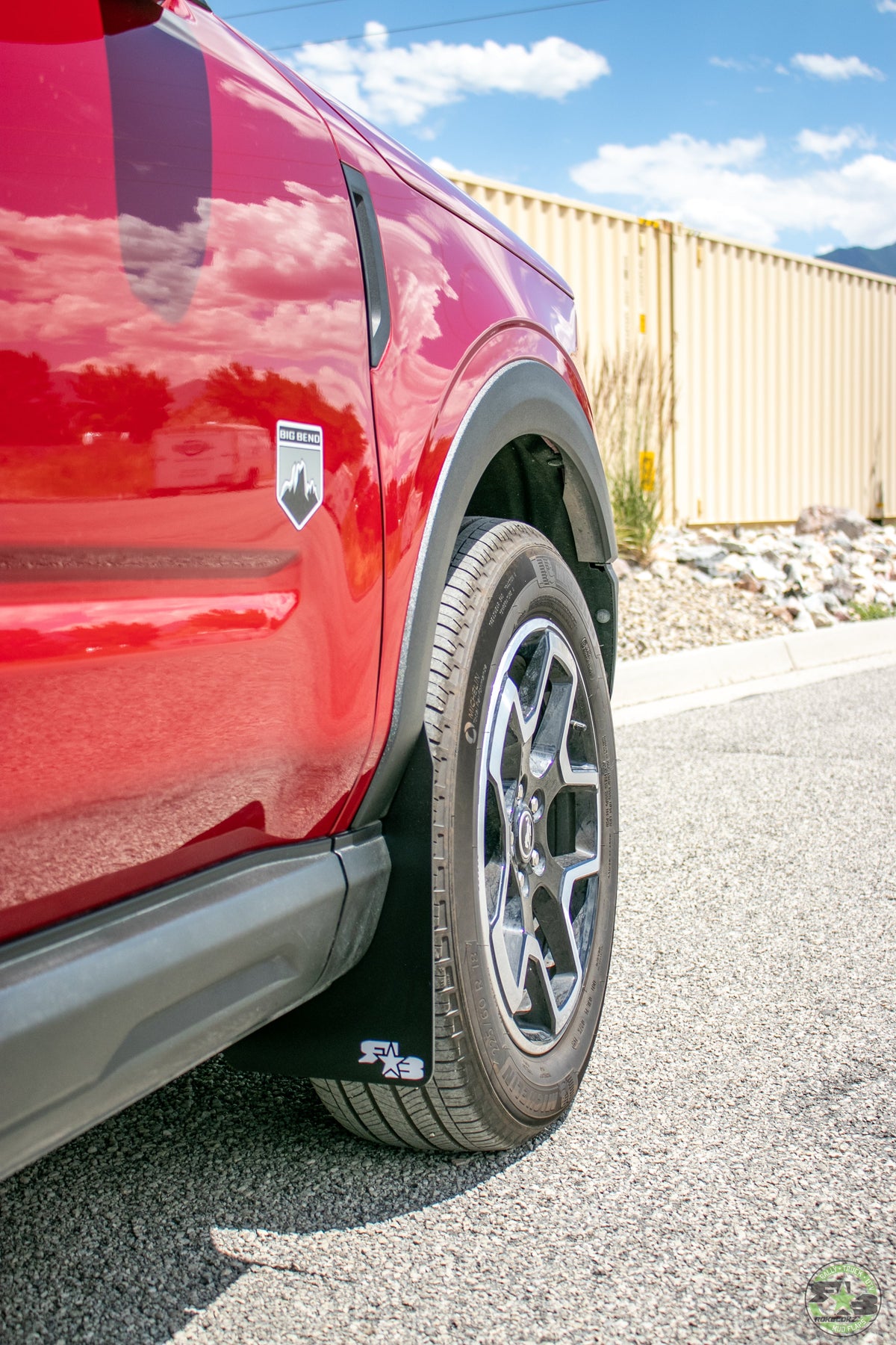 1st Gen Ford Bronco Sport featuring Rokblokz Mud Flaps in Original