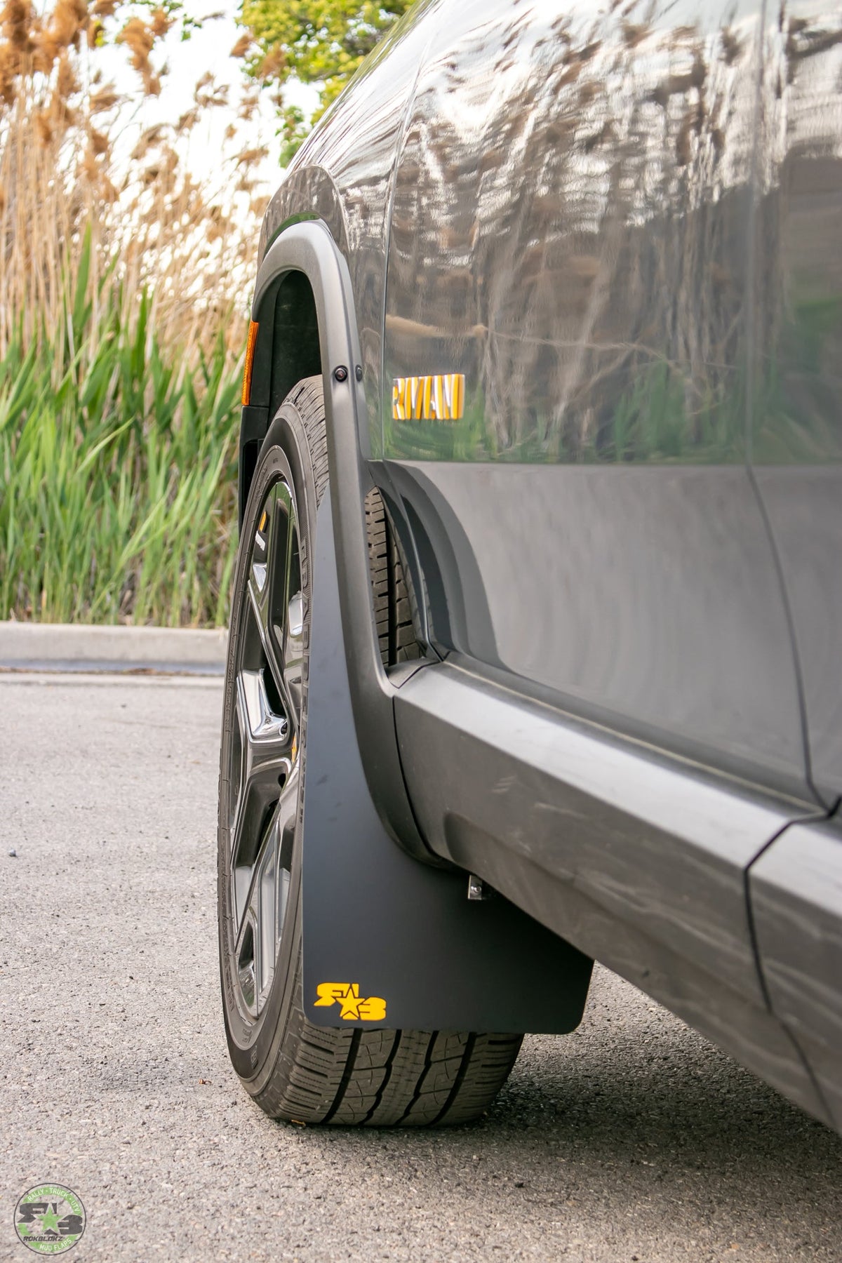 RokBlokz - Rivian R1T 2022+ Mud Flaps