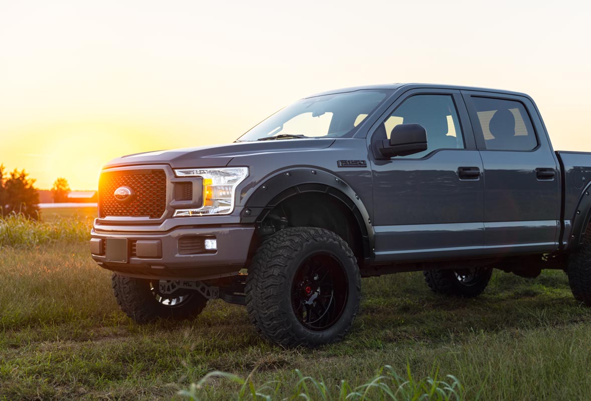 Fender Flares | Defender | UH Tuxedo Black Metallic | Ford F-150 (15-20)