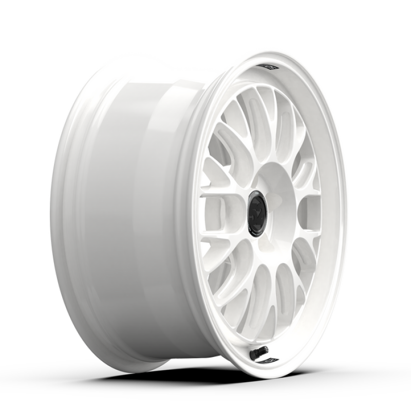 fifteen52 Holeshot RSR 18x8.5 5x108 42mm ET 63.4mm Center Bore Rally White - RSHRW-88558+42