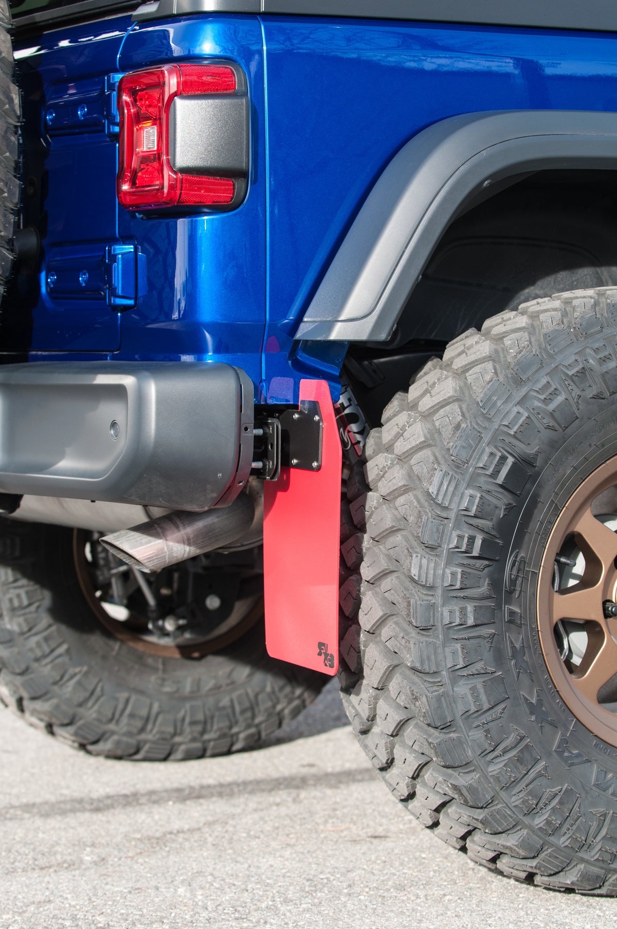 RokBlokz - Jeep Wrangler (JL, JLU) 2018+ Quick Release Mud Flaps - HALF KIT