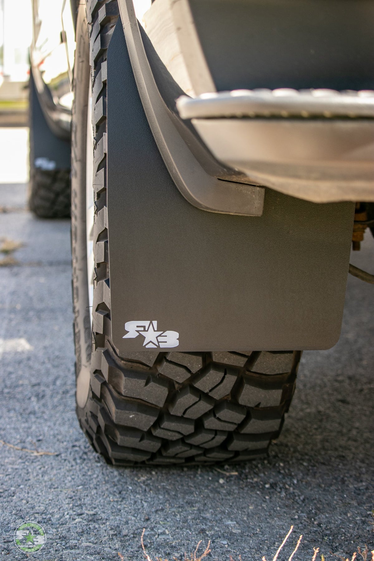 RokBlokz - GMC Sierra 1500/2500/3500 HD 2015-2019 Mud Flaps