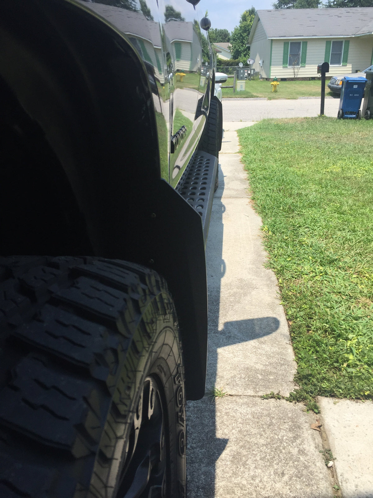 2017 Toyota Tundra ft Rokblokz XL Mud Flaps in Black