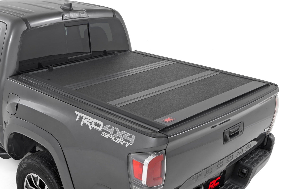 Hard Low Profile Bed Cover | 5&#39; Bed | Toyota Tacoma 2WD/4WD (2016-2023)