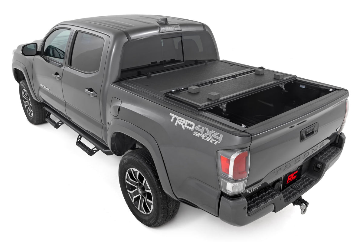 Hard Low Profile Bed Cover | 5&#39; Bed | Toyota Tacoma 2WD/4WD (2016-2023)