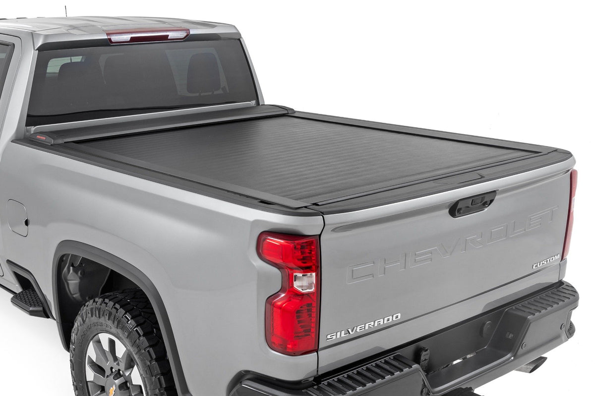 Retractable Bed Cover | 6&#39;9&quot; Bed | Chevy/GMC 2500HD/3500HD (20-24)