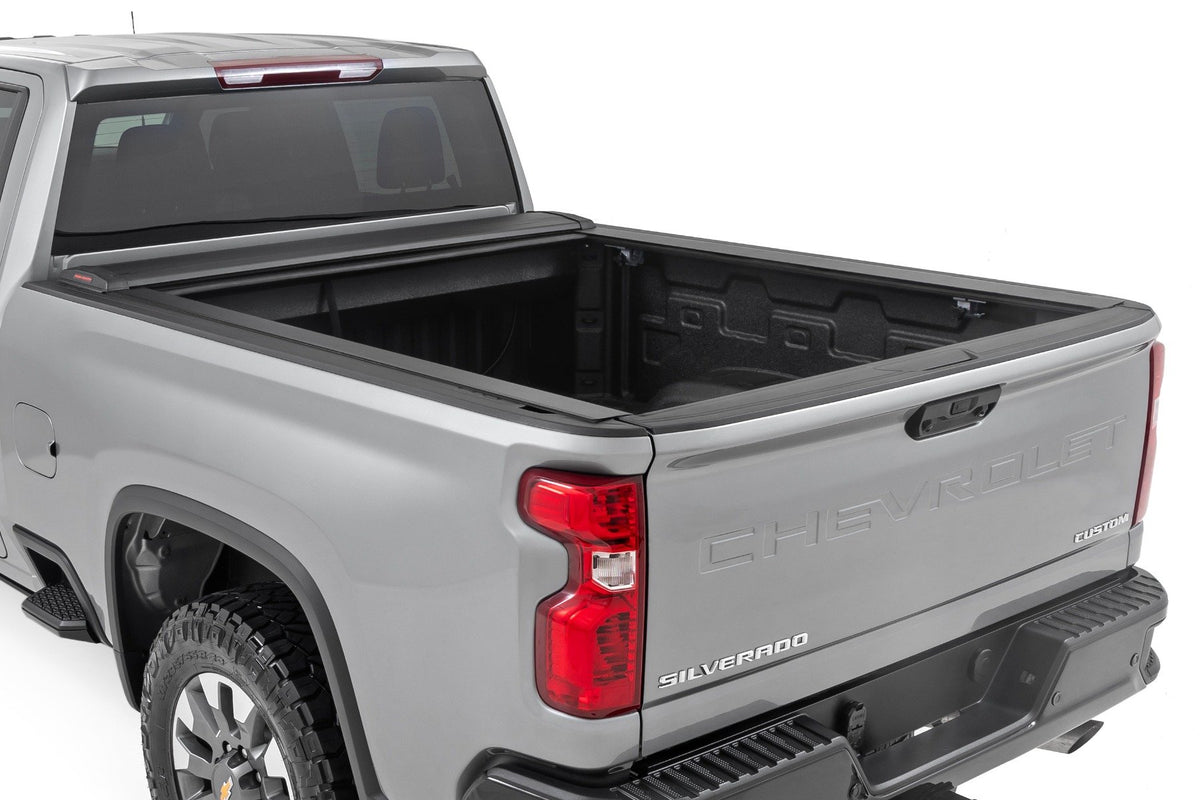 Retractable Bed Cover | 6&#39;9&quot; Bed | Chevy/GMC 2500HD/3500HD (20-24)