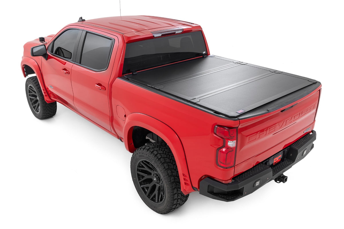 Hard Flush Mount Bed Cover | 5&#39;10&quot; Bed | Chevy/GMC 1500 (19-24)