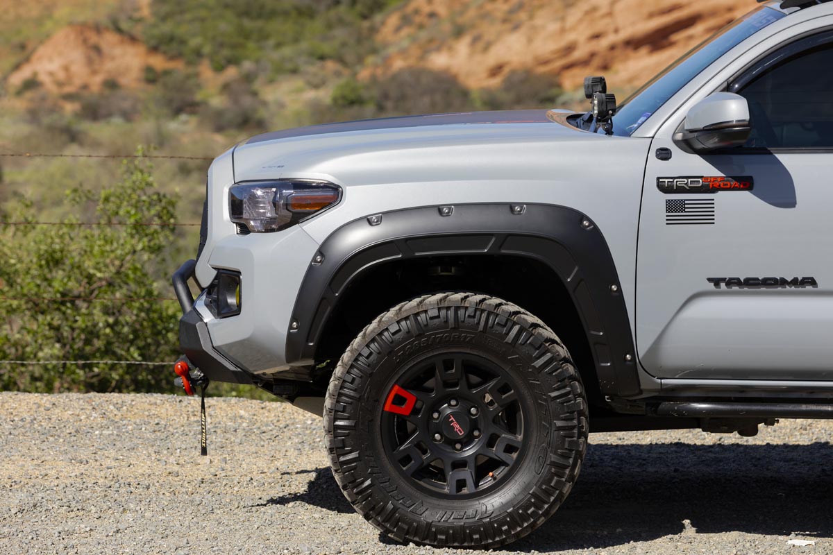 Fender Flares | Defender | 1G3 Magnetic Grey | Toyota Tacoma 2WD/4WD (16-23)