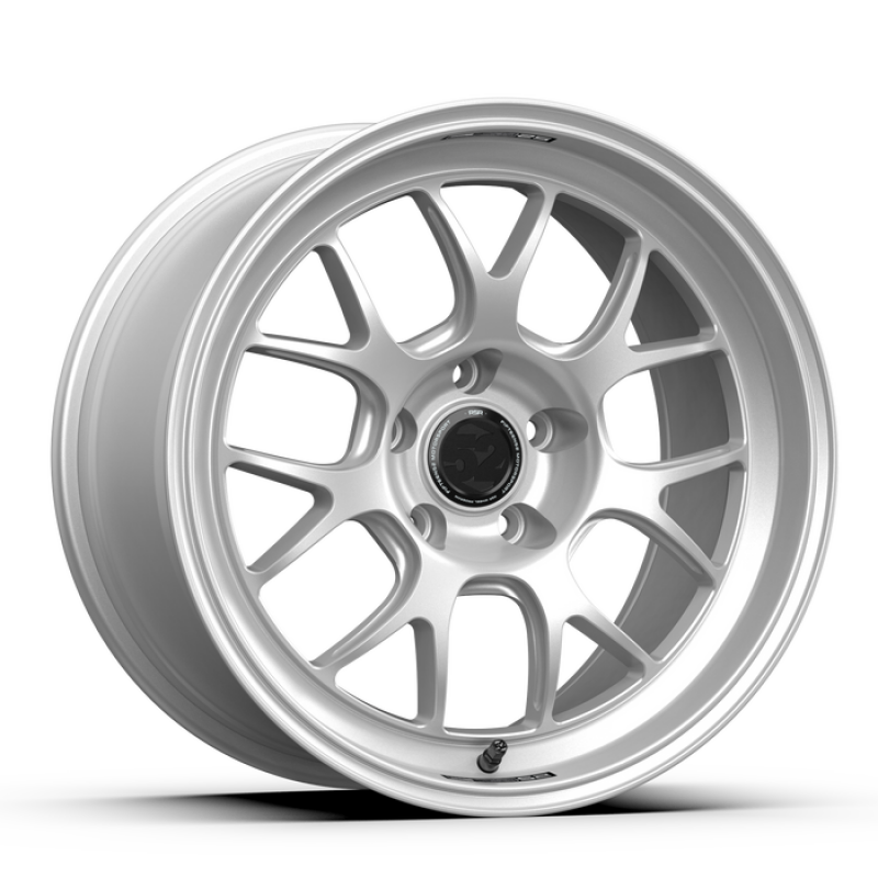 fifteen52 Apex RSR 18x10.5 5x120 25mm ET 72.56mm Center Bore Radiant Silver - RSARS-80552+25