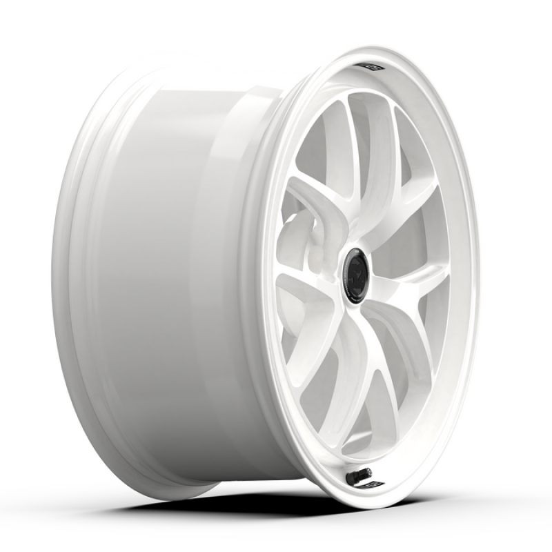 fifteen52 Sector RSR 19x9.5 5x114.3 38mm ET 73.1mm Center Bore Rally White - RSSRW-99554+38