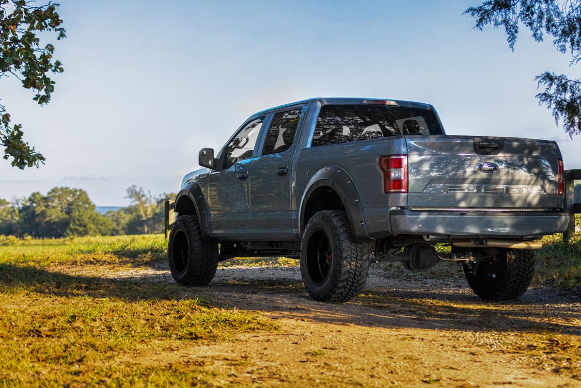 Fender Flares | Defender | UH Tuxedo Black Metallic | Ford F-150 (15-20)