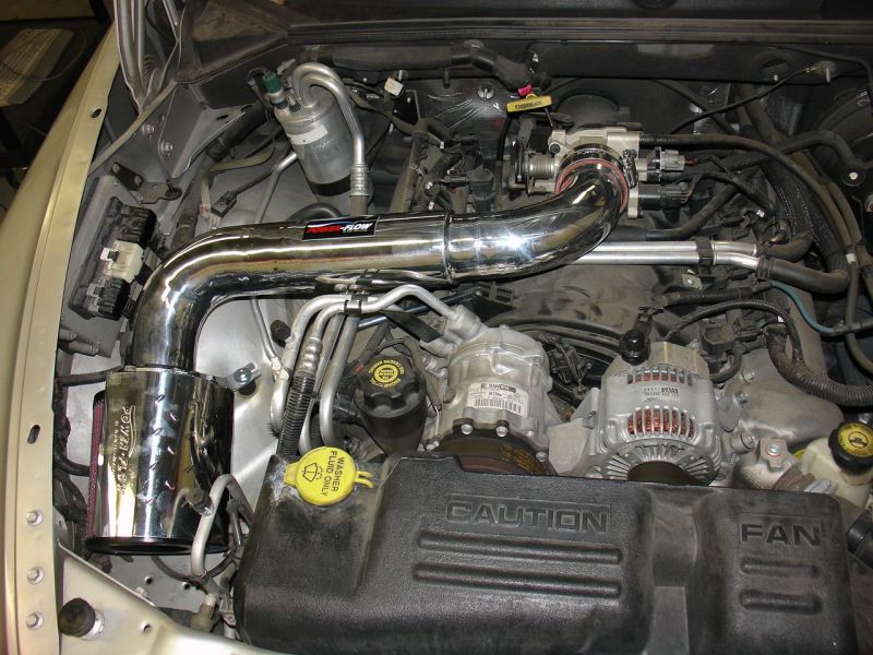 Injen 00-04 Dakota 4.7L V8 (w/o Cruise Control) Power-Flow (incl. Diamond plate heat shield) Polishe - PF8026P