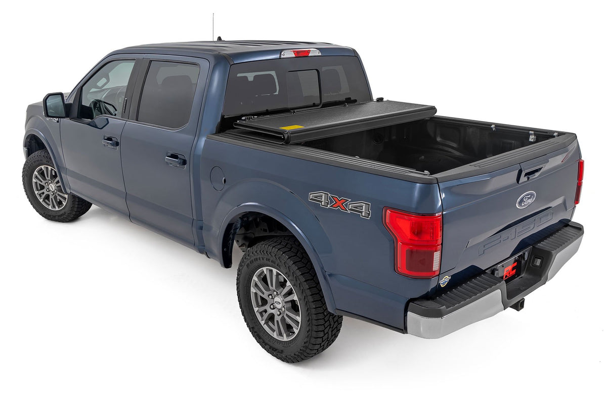 Hard Low Profile Bed Cover | 5&#39;7&quot; Bed | Ford F-150 (21-24)/F-150 Lightning (22-24) 