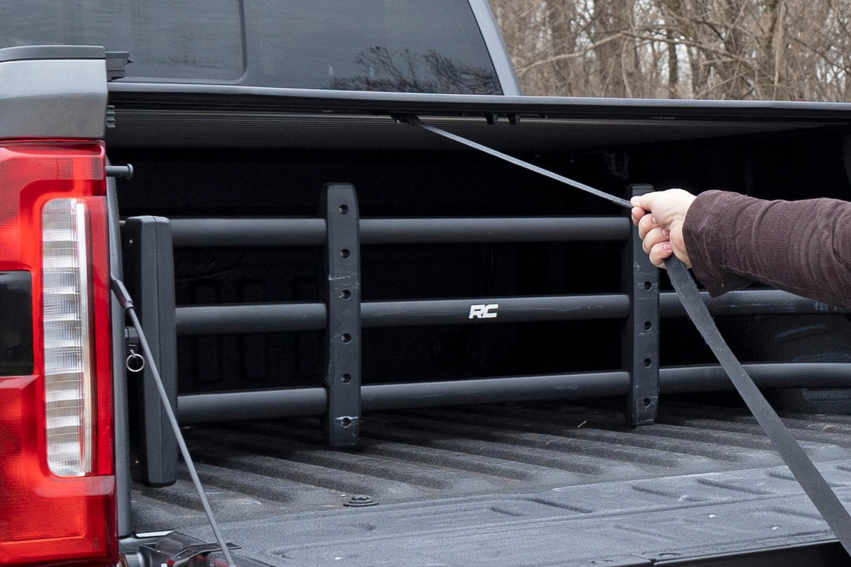 Retractable Bed Cover | 6&#39;10&quot; Bed | Ford F-250/F-350 Super Duty (17-24)