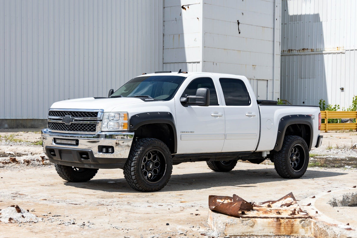 Pocket Fender Flares | GAZ Summit White | Chevy Silverado 1500/2500HD/3500HD (07-14)