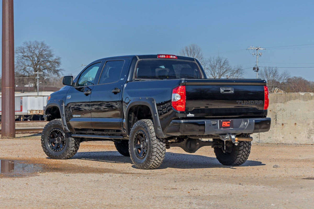 OV2 Running Boards | Side Step Bars | Crew Cab | Toyota Tundra 2WD/4WD (07-21)