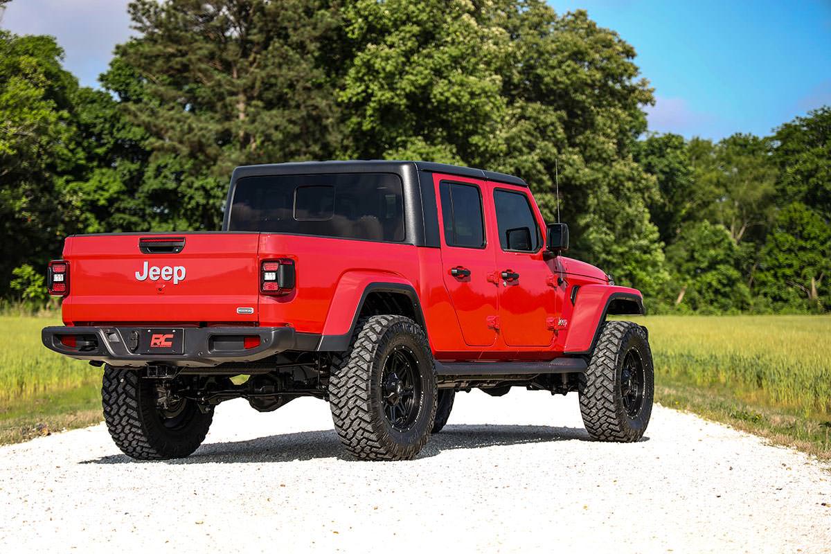 3.5 Inch Lift Kit | Spacers | V2 | Jeep Gladiator JT 4WD (2024)