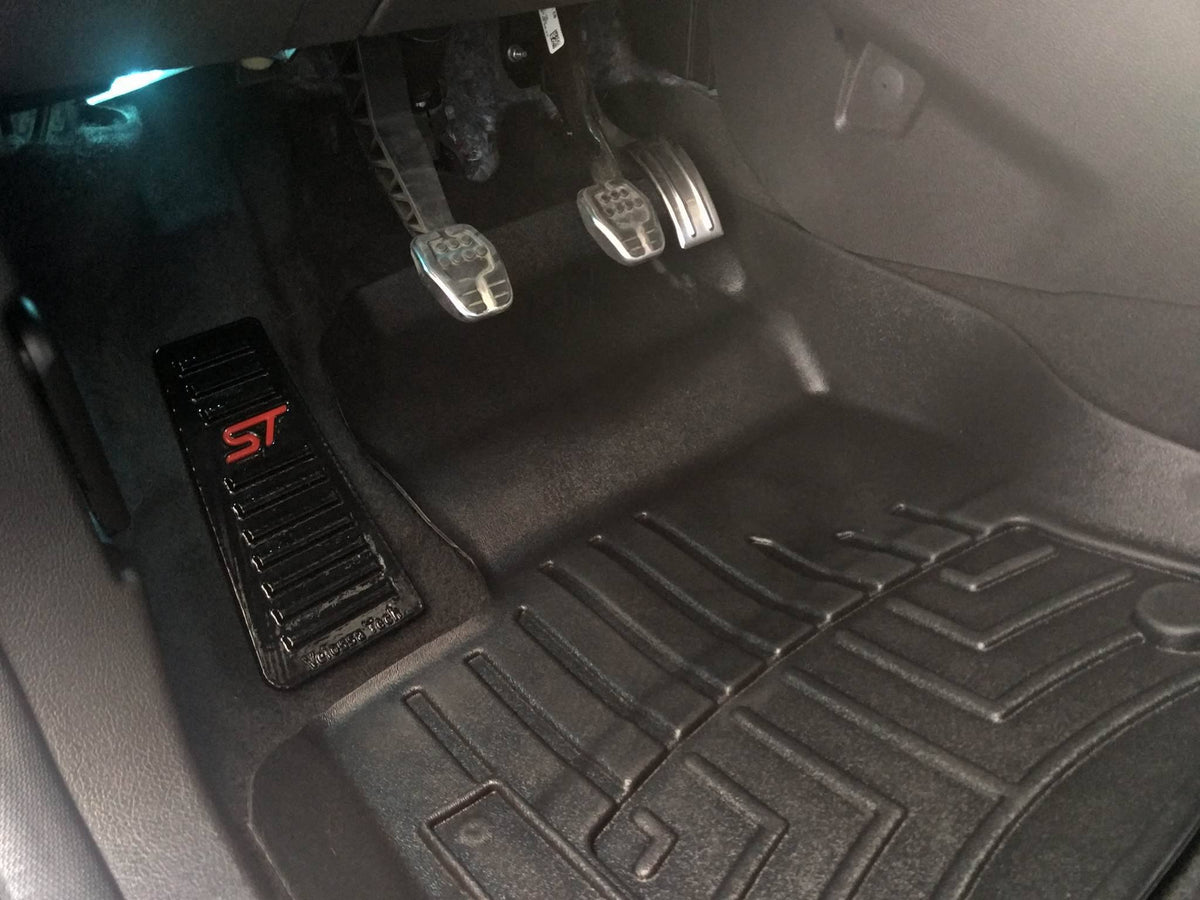 2013-2017 Ford Focus ST / Fiesta ST Dead Pedal | Velossa Tech Design