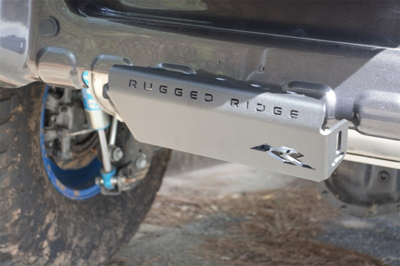 Rugged Ridge 07-23 Jeep Wrangler JK/JKU/JL/JLU &amp; 20-23 Gladiator Hitch Skid Plate 2in. Rec - Tex Blk