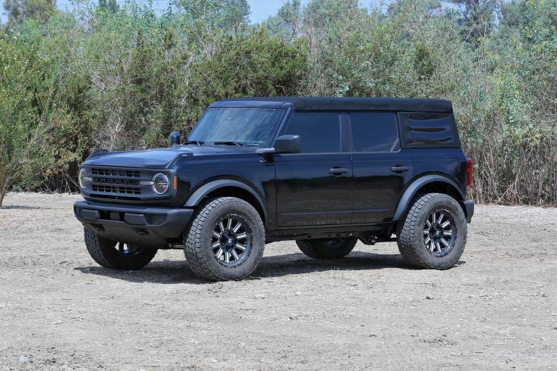 Fabtech 2021 Ford Bronco 4WD 1.5in Leveling System